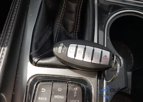 2021 Nissan Maxima Sv Xtronic Cvt z USA, uszkodzony, nr VIN 1N4AA6CV1MC516776